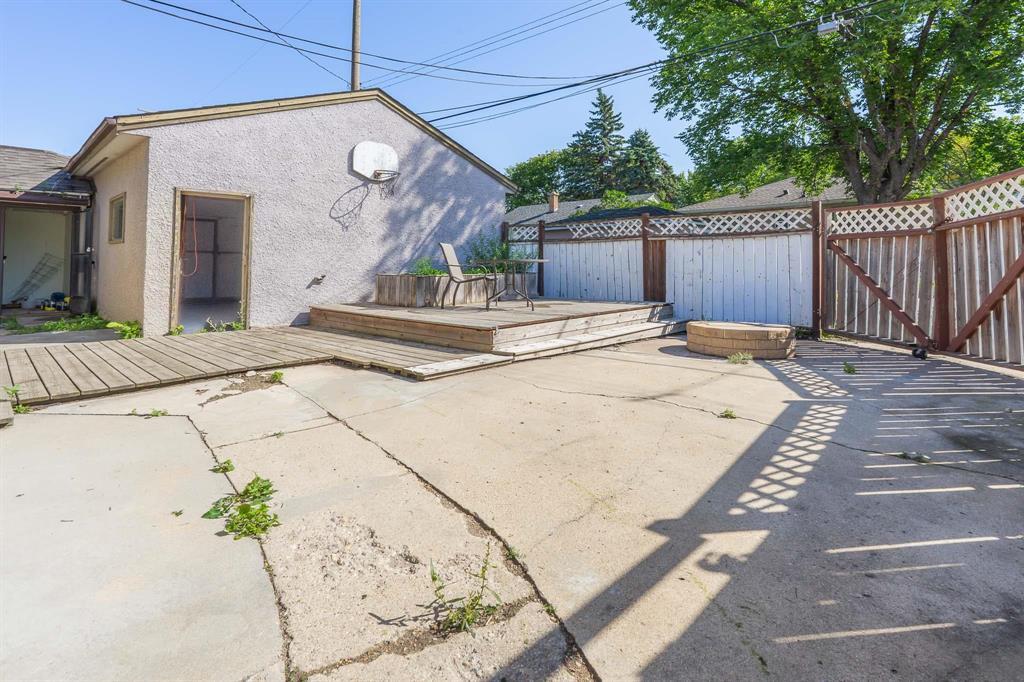 Photo 29 of 1067 Clifton Street, Winnipeg MB