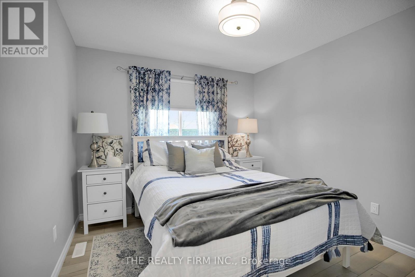 Photo 13 of 16 601 Grenfell Drive, London North ON