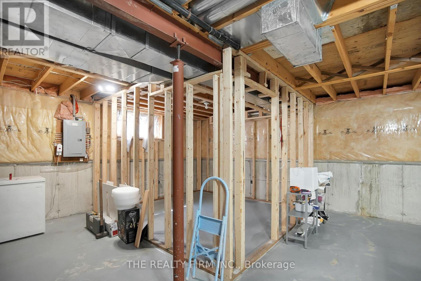 Photo 23 of 16 601 Grenfell Drive, London North ON
