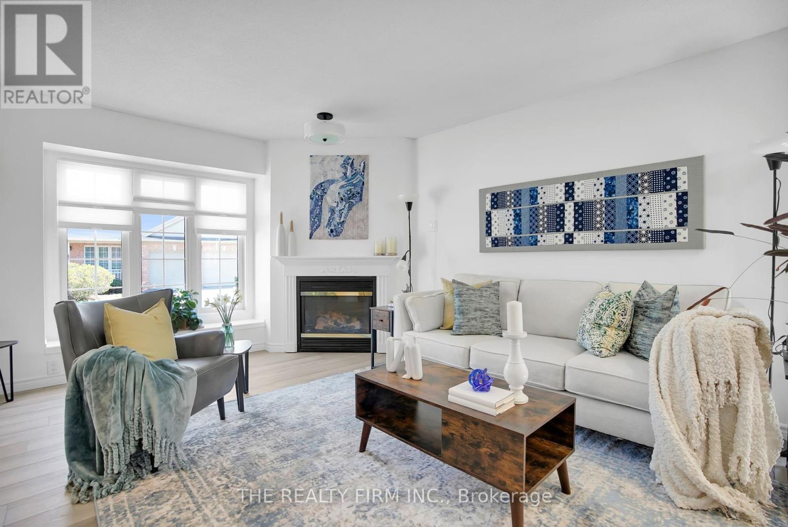 Photo 6 of 16 601 Grenfell Drive, London North ON