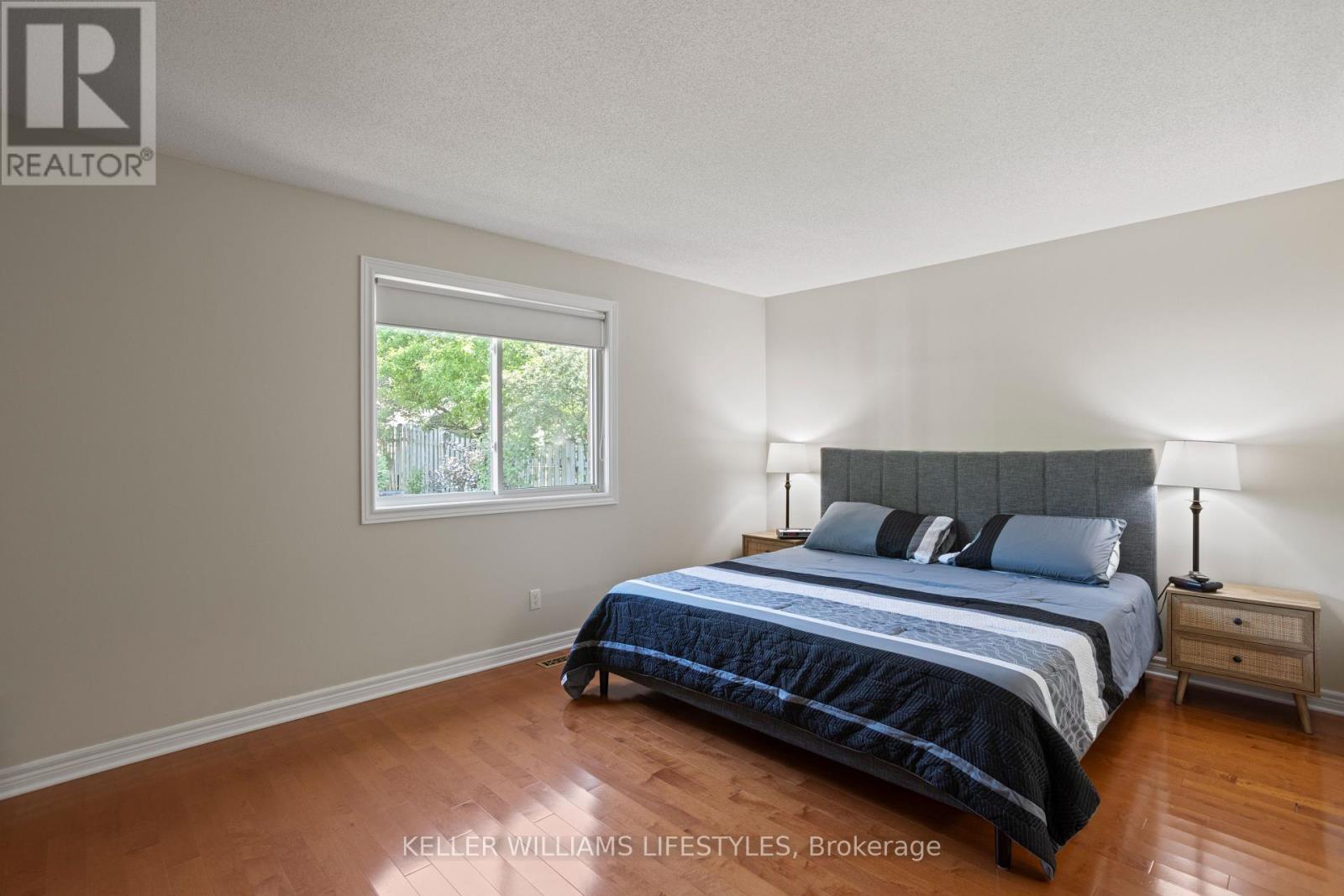 Photo 16 of 320 Mcgarrell Drive, London North ON