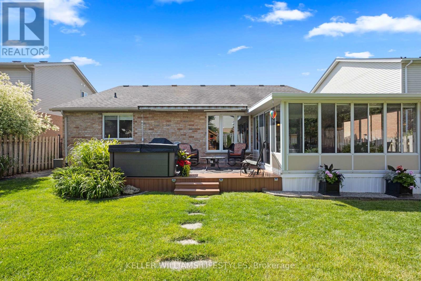 Photo 40 of 320 Mcgarrell Drive, London North ON