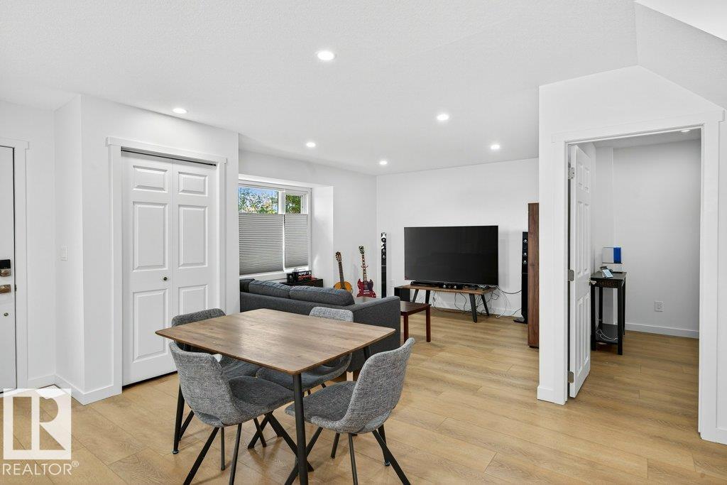 Photo 11 of 12247 107 St Nw Nw, Edmonton AB