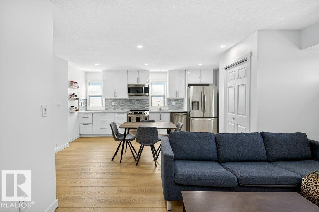 Photo 16 of 12247 107 St Nw Nw, Edmonton AB