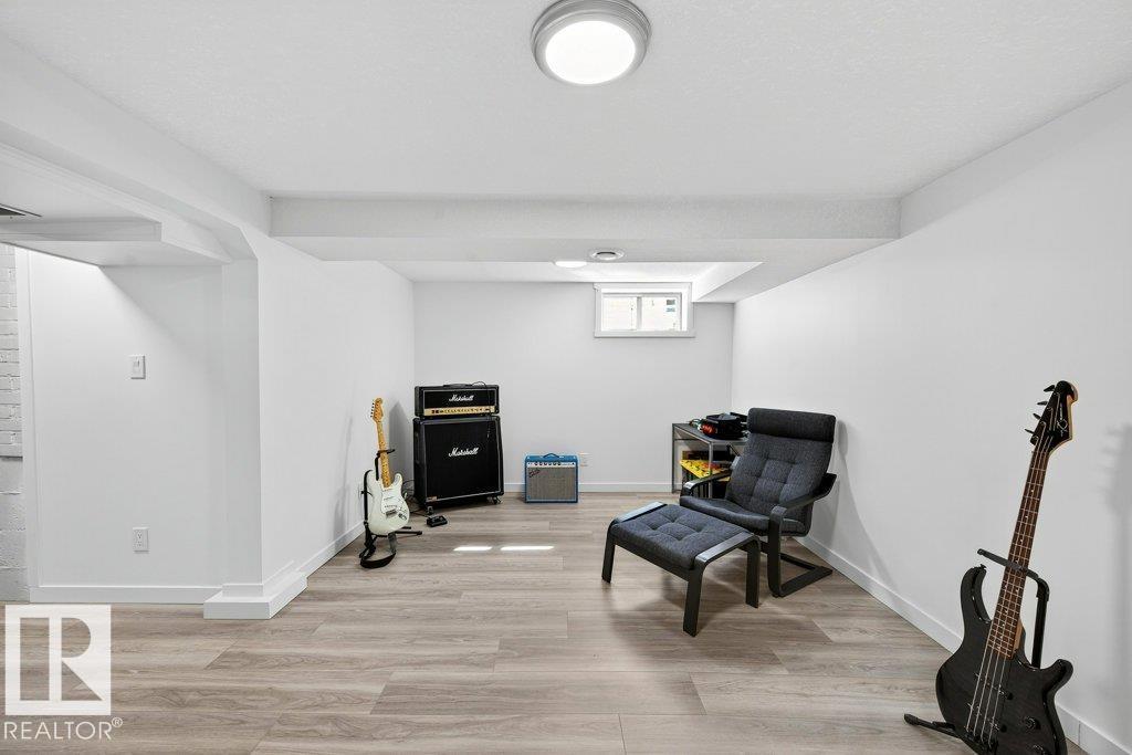 Photo 31 of 12247 107 St Nw Nw, Edmonton AB