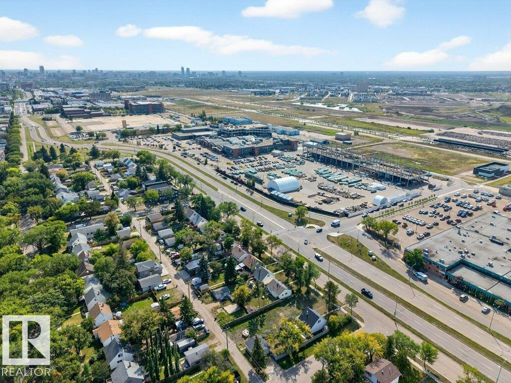 Photo 59 of 12247 107 St Nw Nw, Edmonton AB