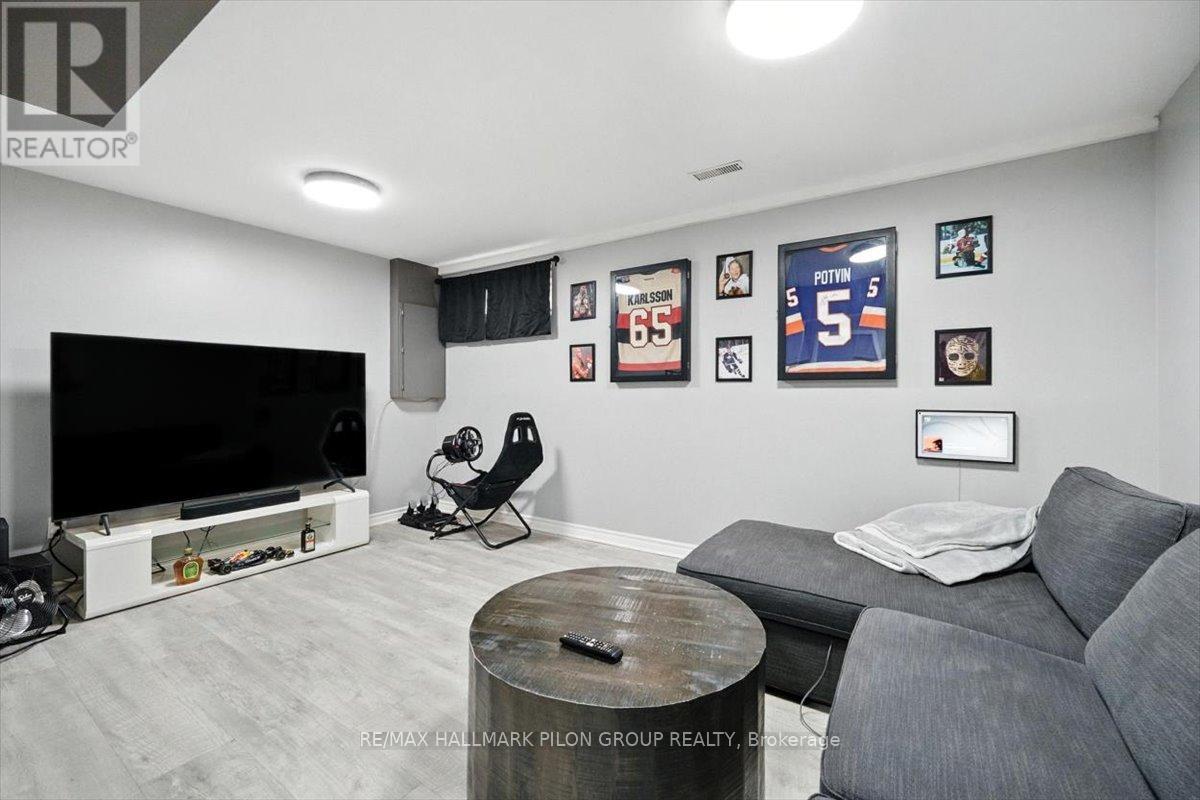 Photo 15 of 1417 Ballard Court, Ottawa ON