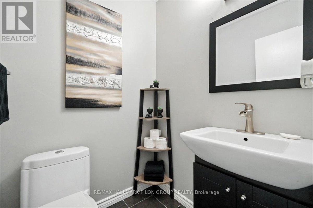 Photo 8 of 1417 Ballard Court, Ottawa ON