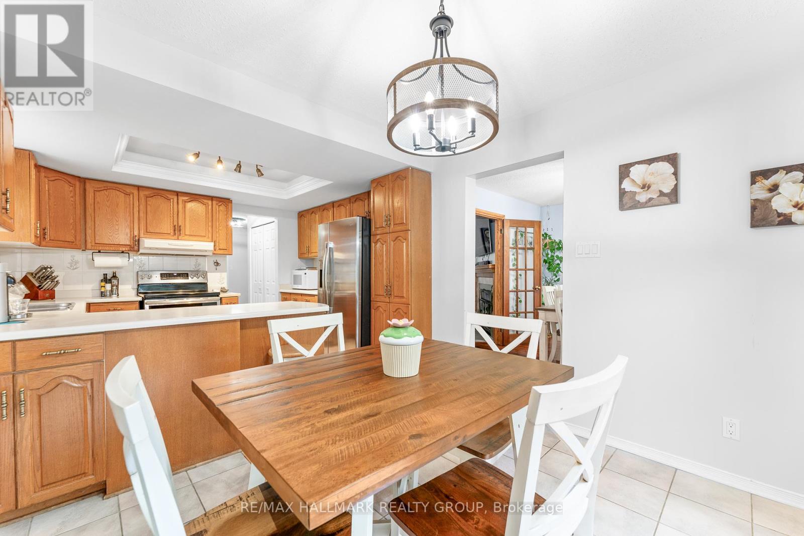 Photo 14 of 59 Shearer Crescent, Ottawa ON