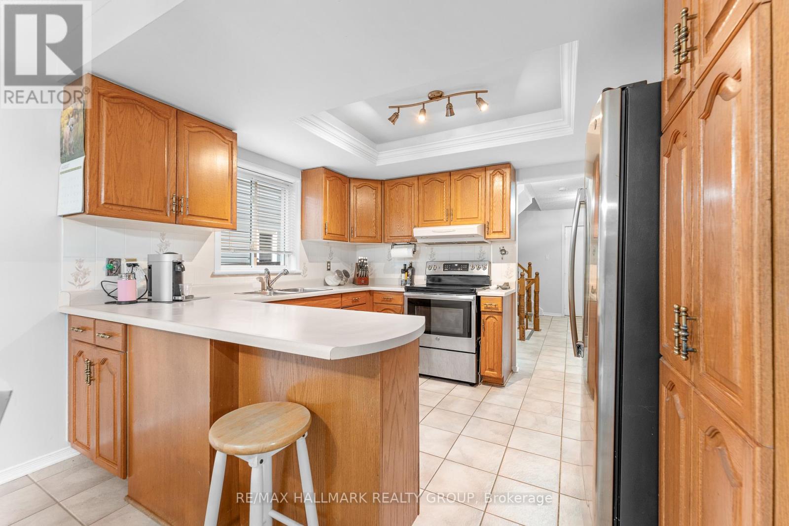 Photo 15 of 59 Shearer Crescent, Ottawa ON