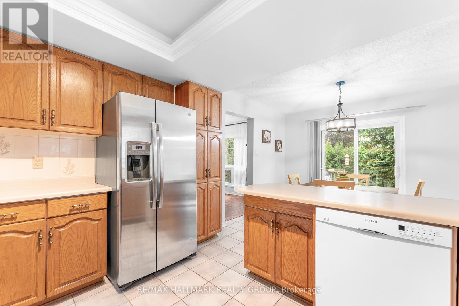 Photo 19 of 59 Shearer Crescent, Ottawa ON