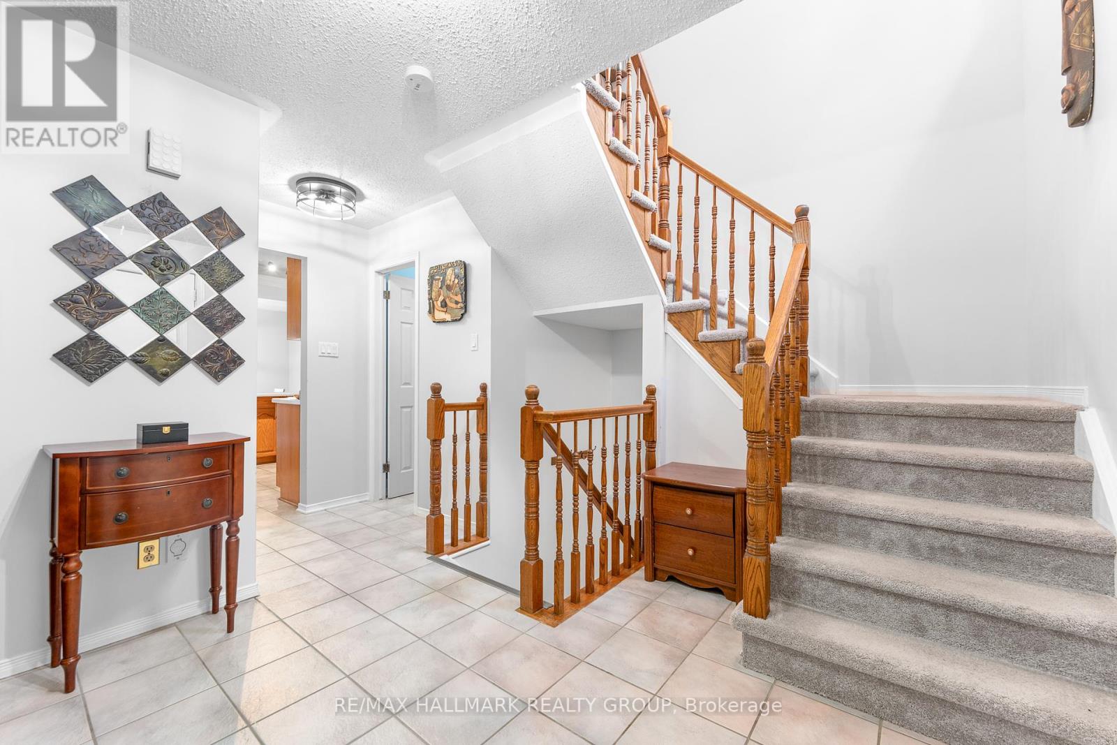 Photo 36 of 59 Shearer Crescent, Ottawa ON