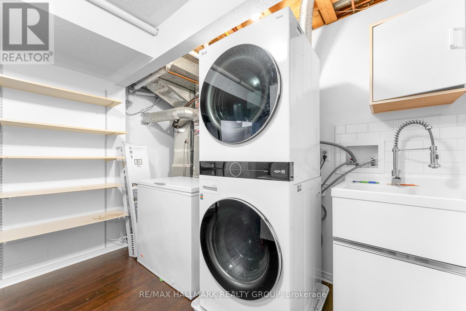 Photo 43 of 59 Shearer Crescent, Ottawa ON