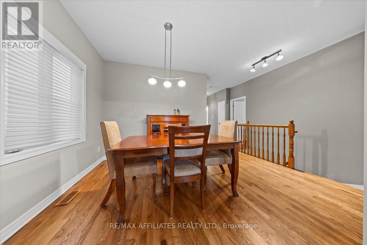 Photo 10 of 1147 Mulder Avenue, Ottawa ON