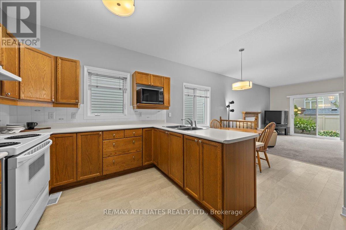 Photo 12 of 1147 Mulder Avenue, Ottawa ON