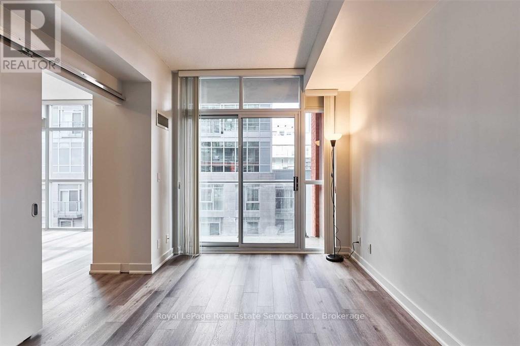 Photo 12 of 713 21 Nelson Street, Toronto ON