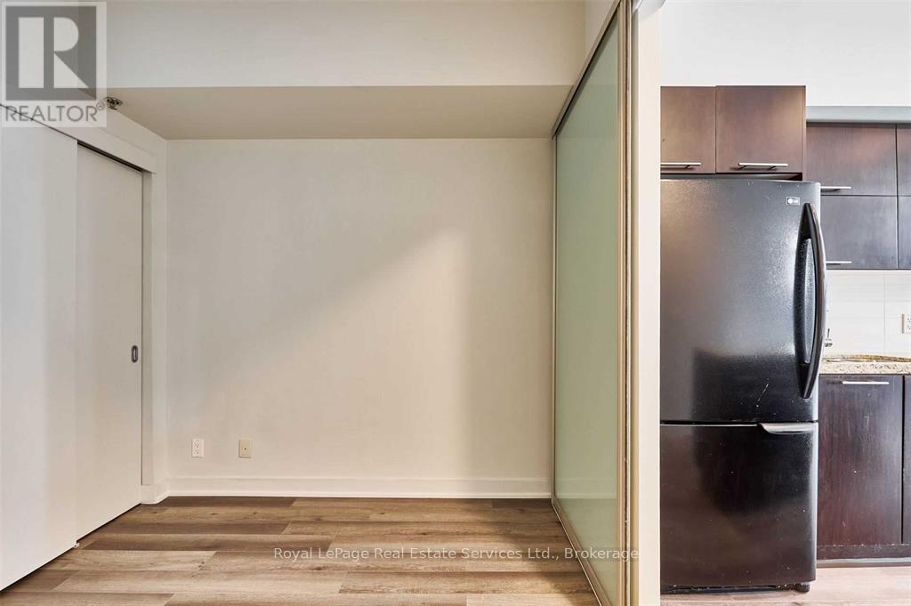 Photo 17 of 713 21 Nelson Street, Toronto ON