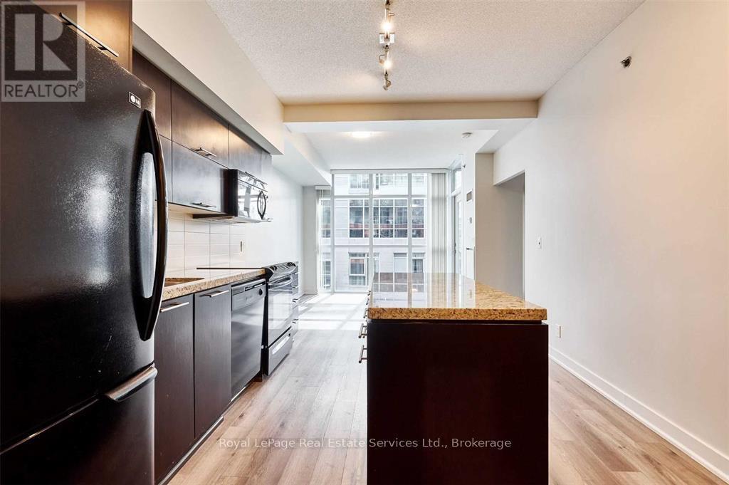 Photo 5 of 713 21 Nelson Street, Toronto ON