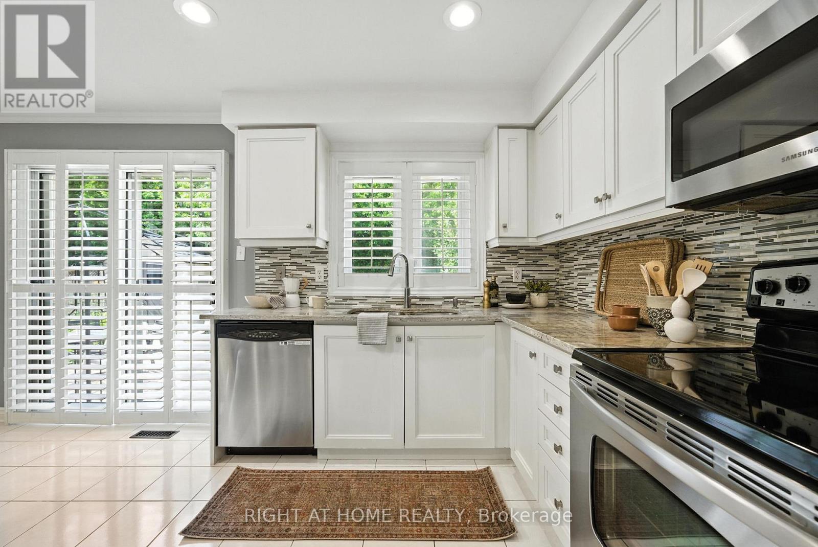 Photo 18 of 91 Havelock Gate, Markham ON
