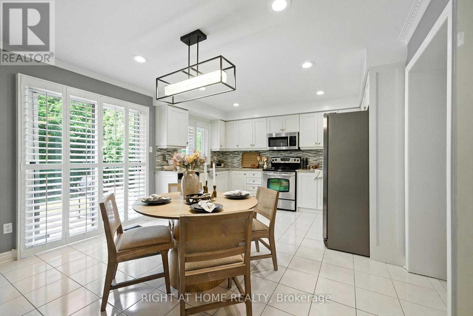 Photo 14 of 91 Havelock Gate, Markham ON