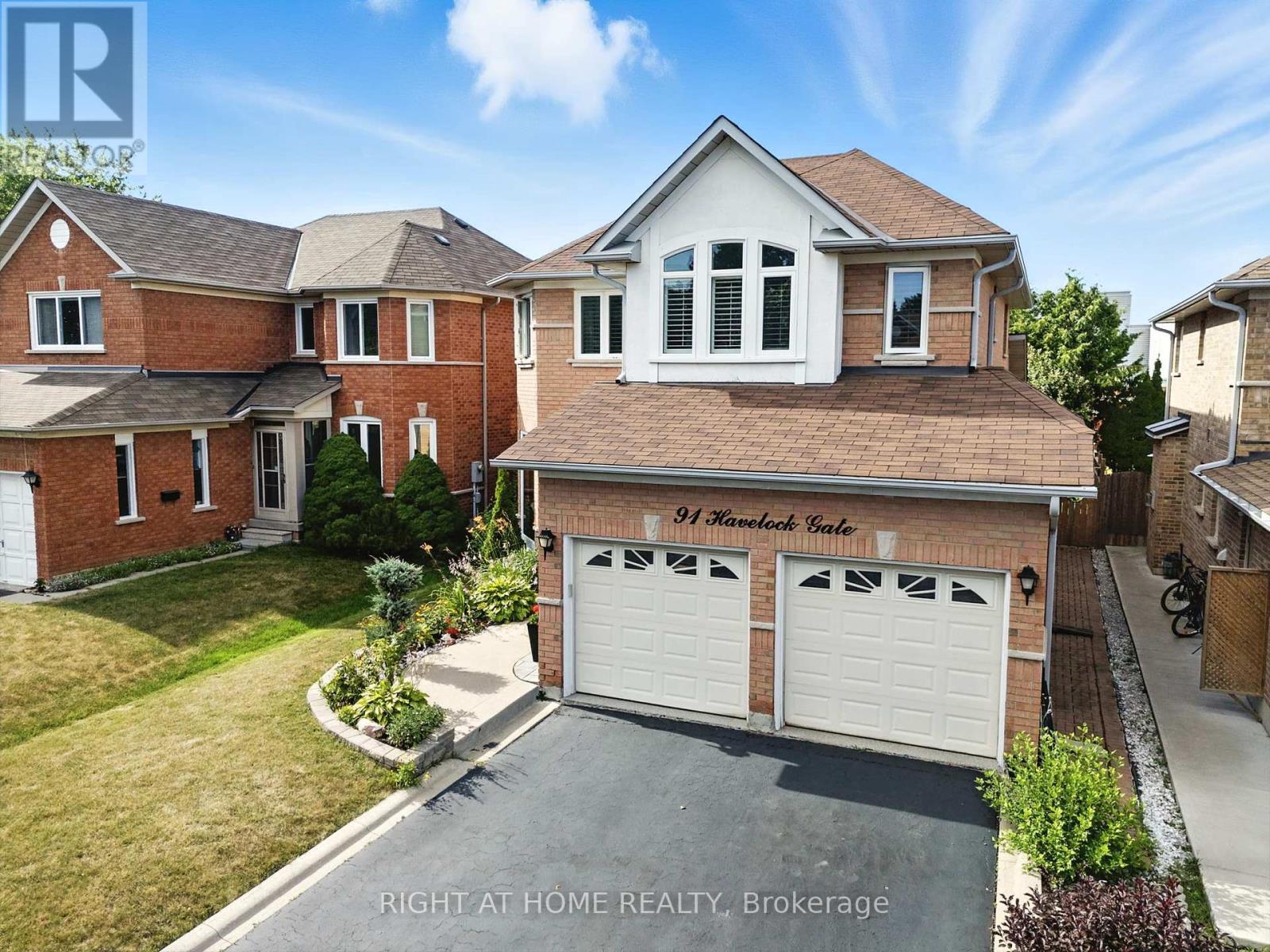Photo 3 of 91 Havelock Gate, Markham ON