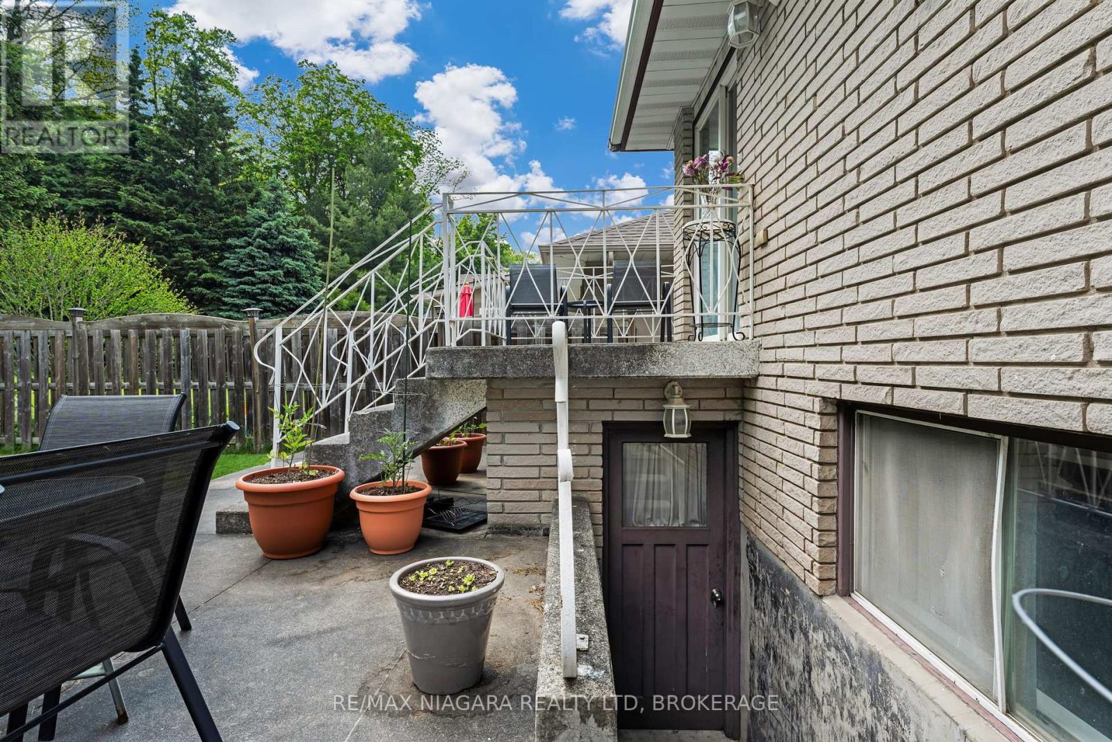 Photo 37 of 116 Pine Drive, Hamilton ON