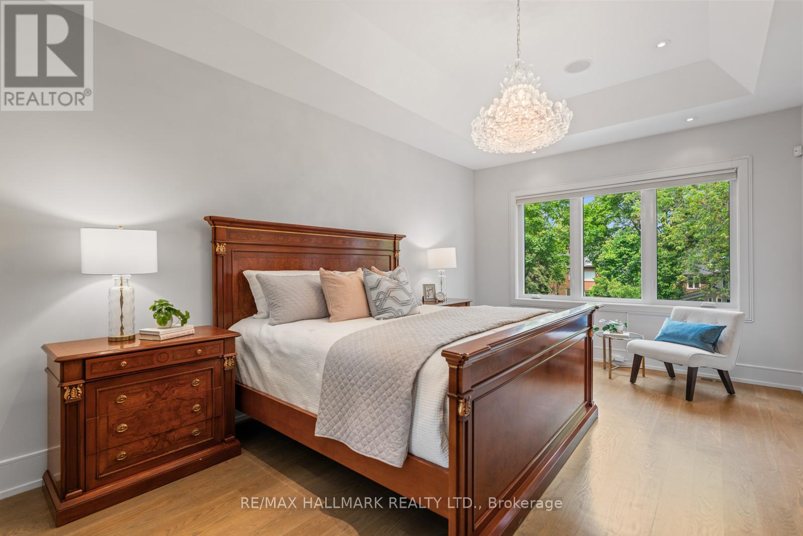 Photo 25 of 62 St Germain Avenue, Toronto ON