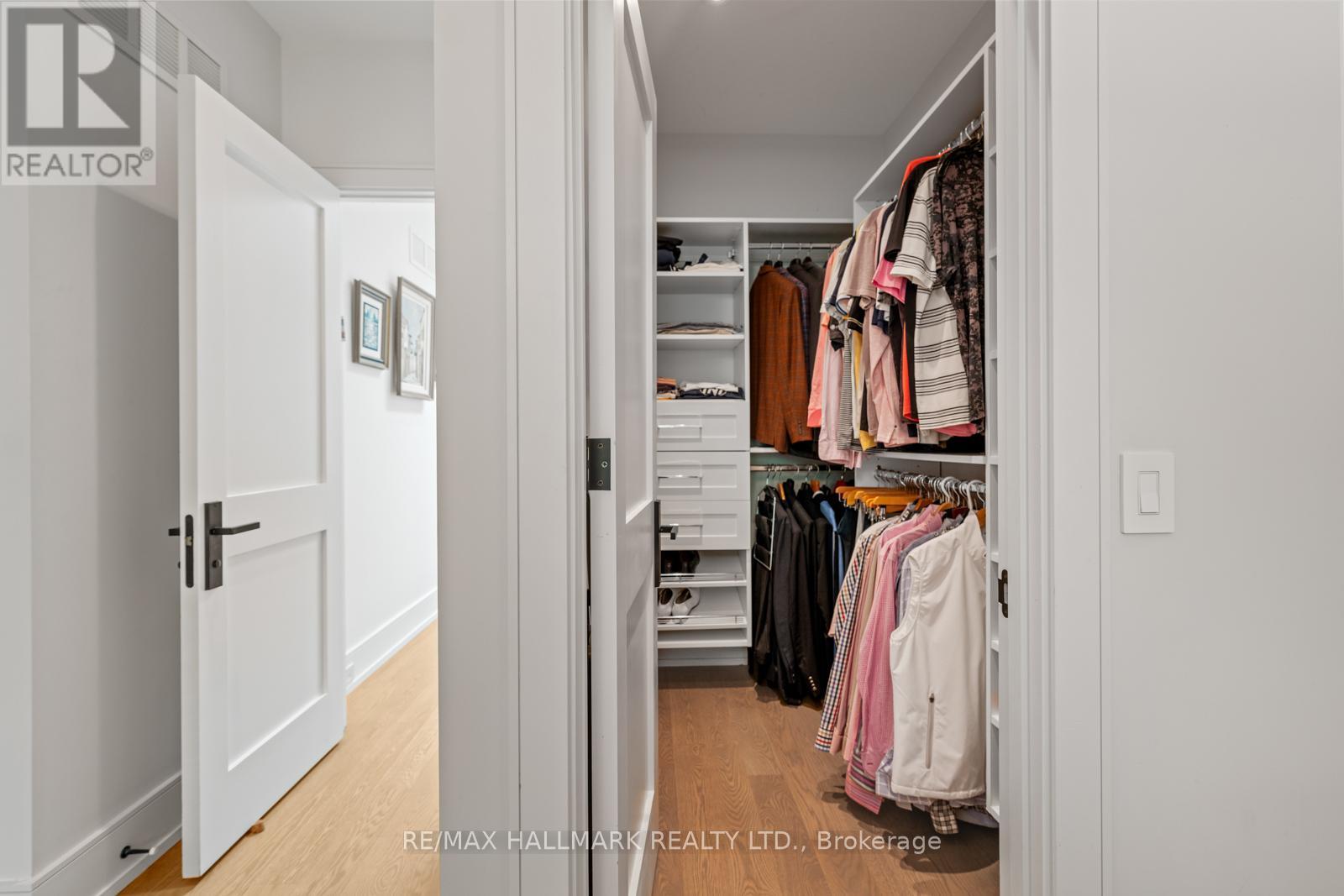 Photo 26 of 62 St Germain Avenue, Toronto ON