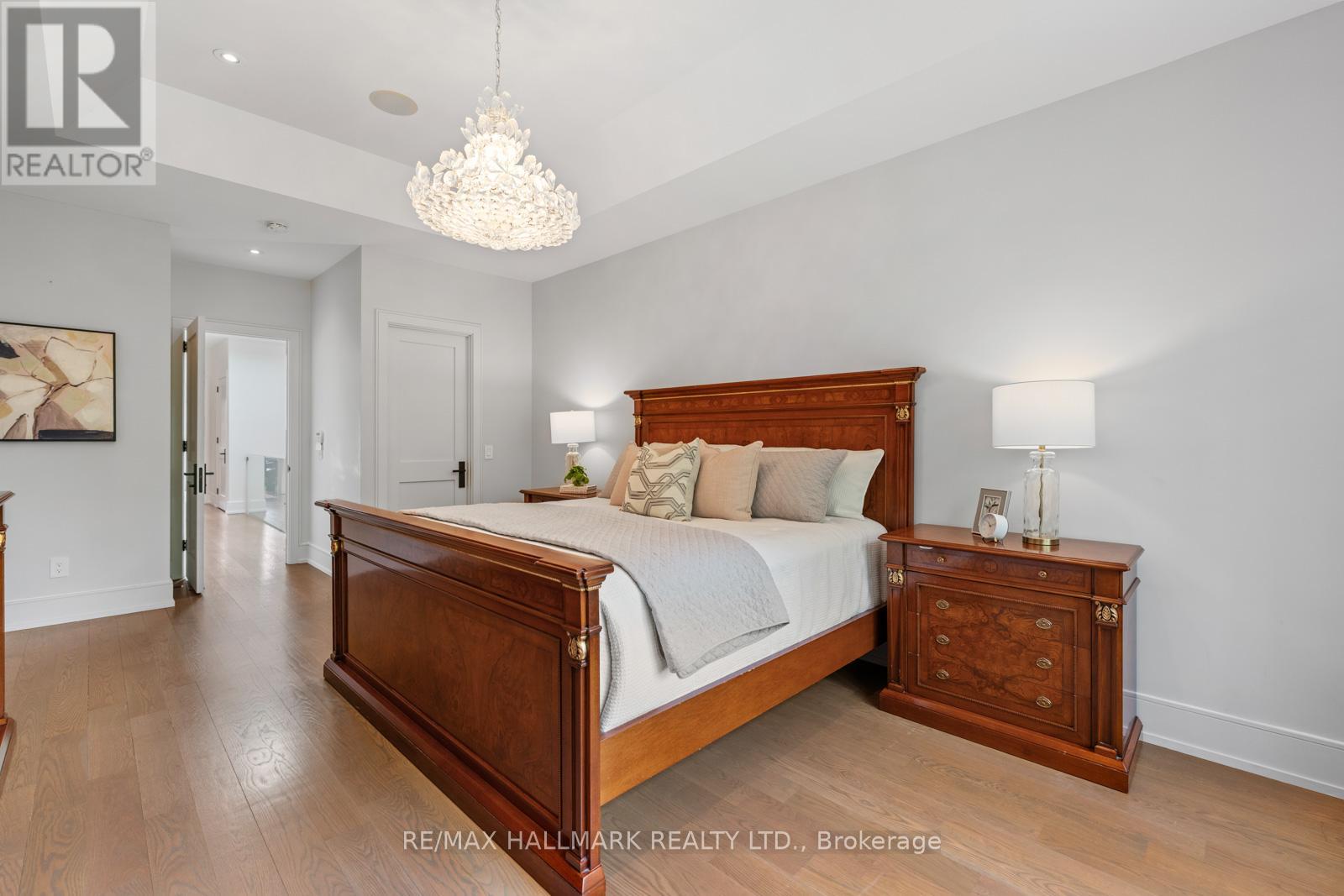 Photo 28 of 62 St Germain Avenue, Toronto ON
