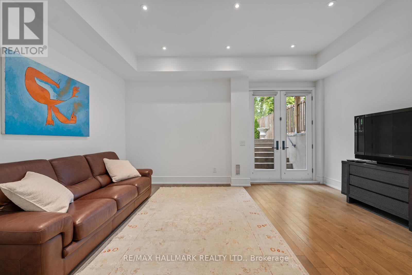 Photo 41 of 62 St Germain Avenue, Toronto ON