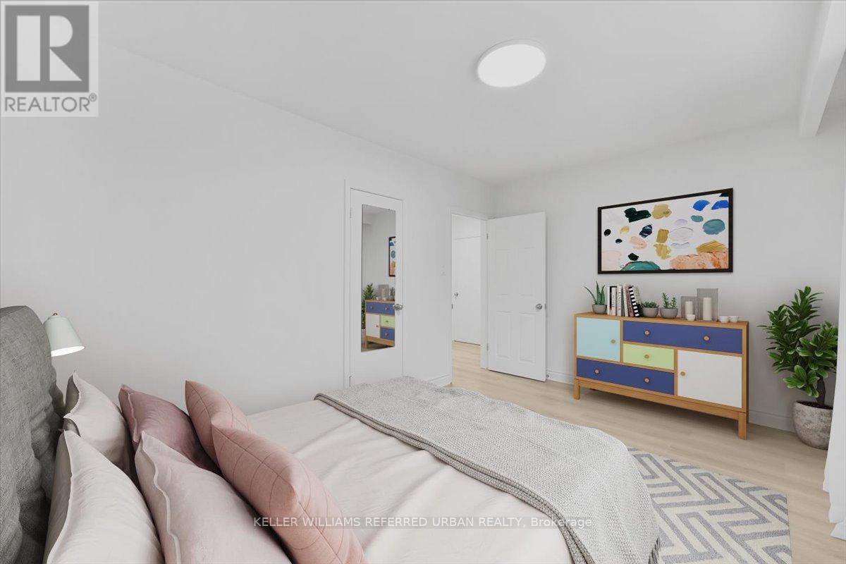Photo 21 of 297 Betty Ann Drive, Toronto ON