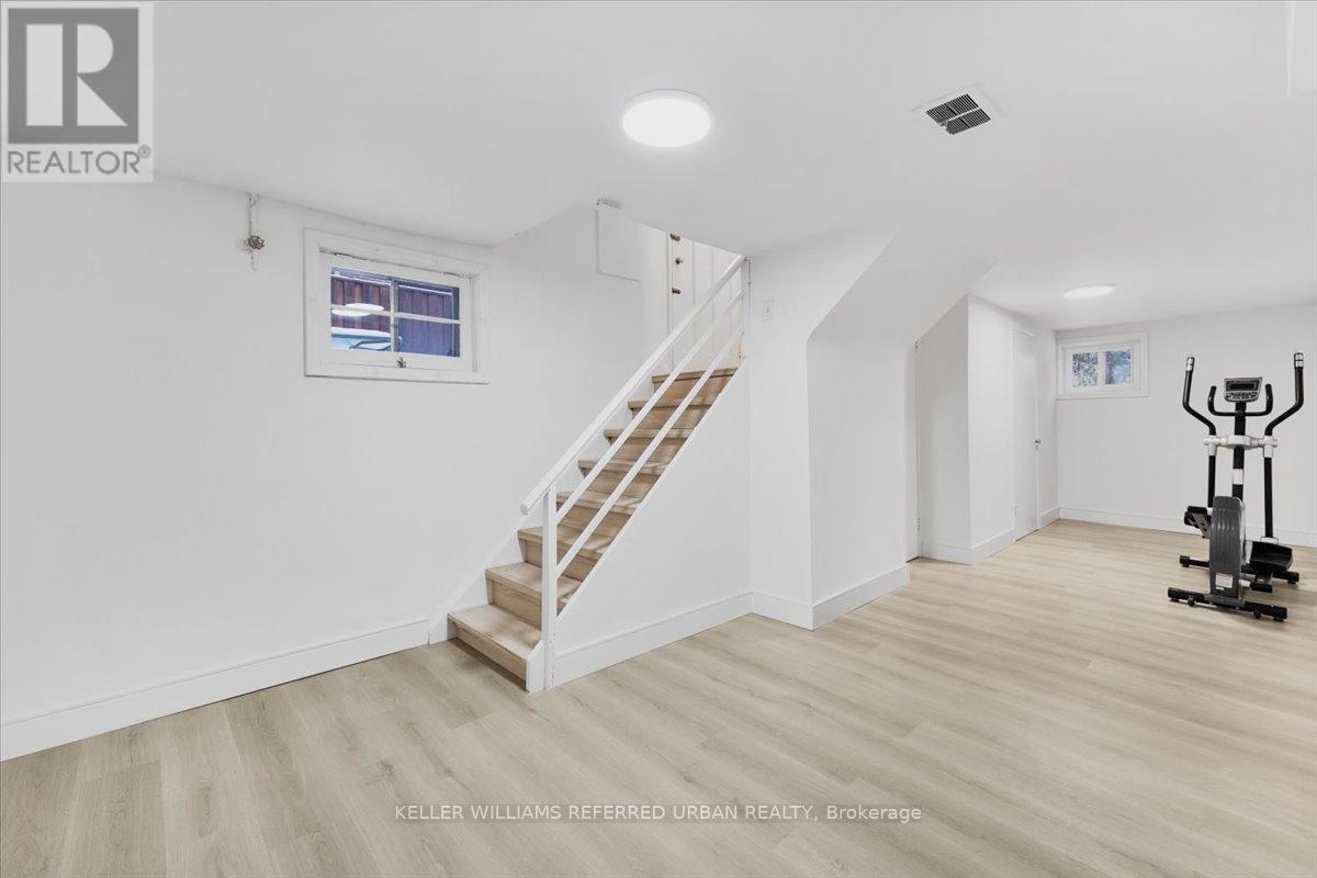 Photo 26 of 297 Betty Ann Drive, Toronto ON
