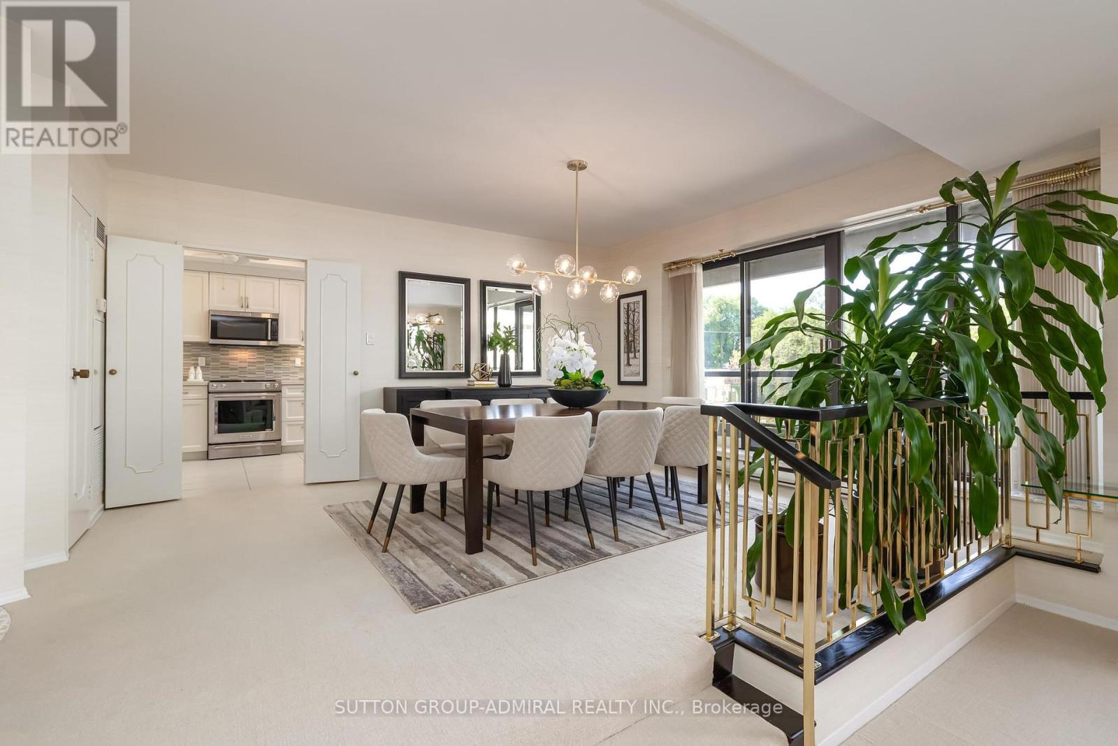 Photo 13 of 202 10 Prue Avenue, Toronto ON