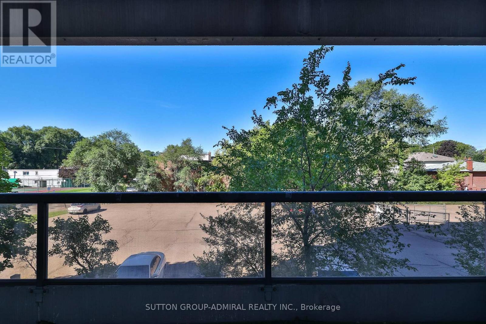 Photo 38 of 202 10 Prue Avenue, Toronto ON