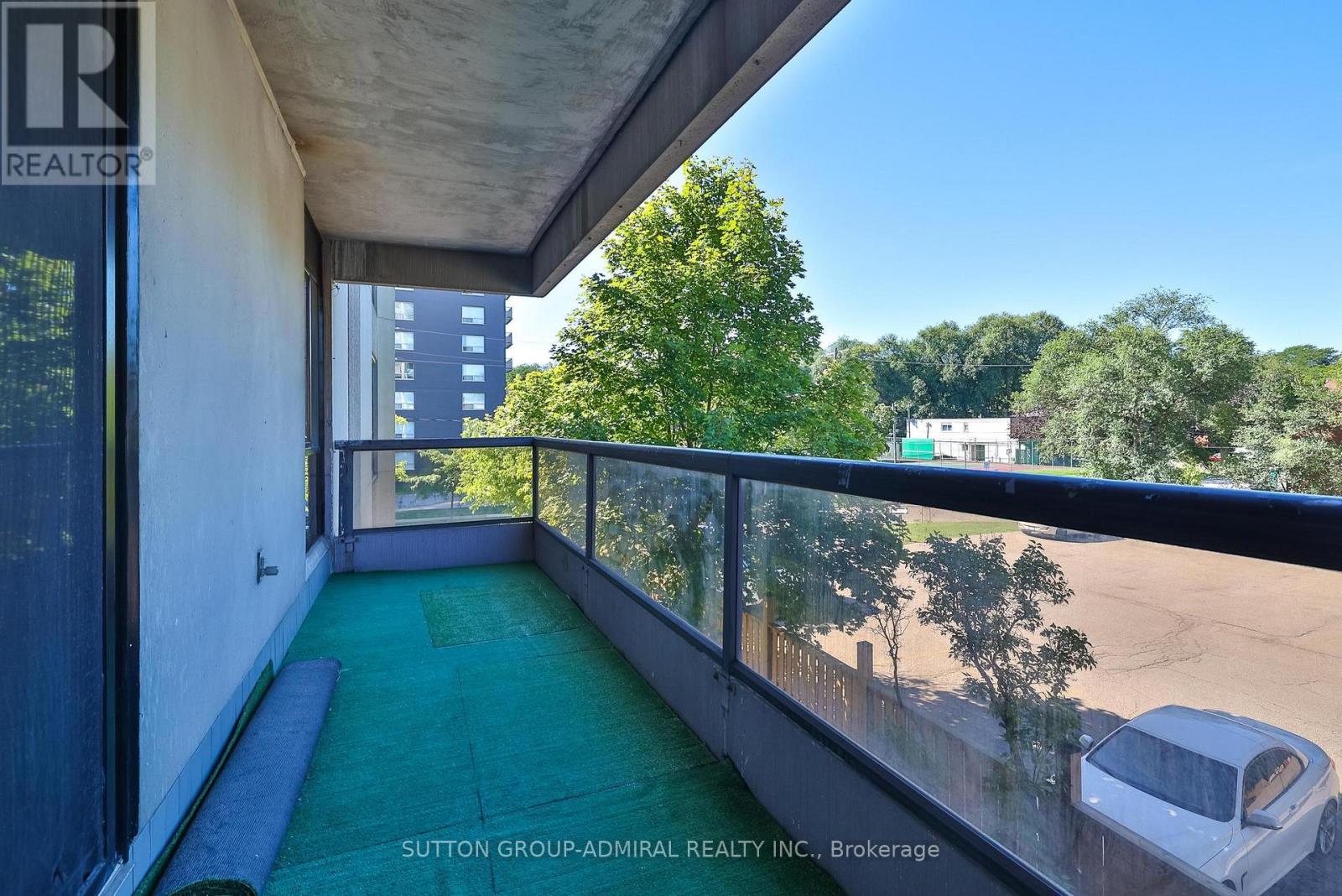 Photo 39 of 202 10 Prue Avenue, Toronto ON