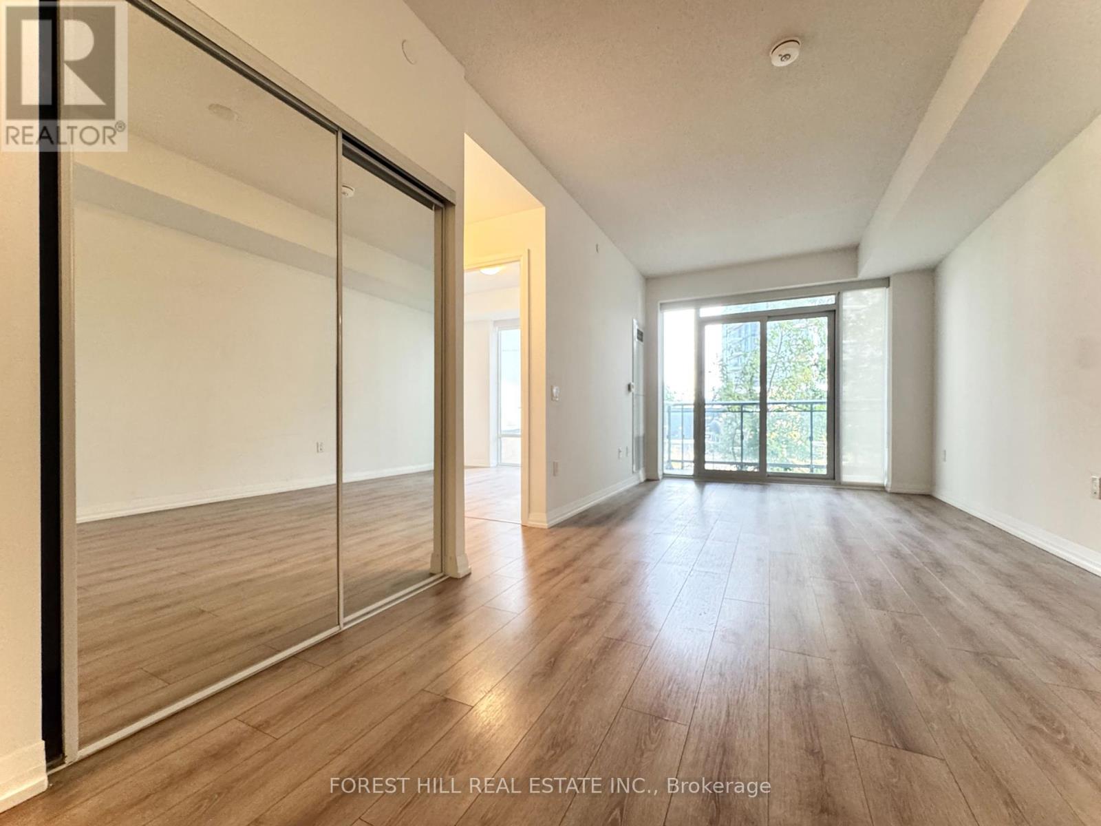 Photo 2 of 272 60 Ann Oreilly Road, Toronto ON