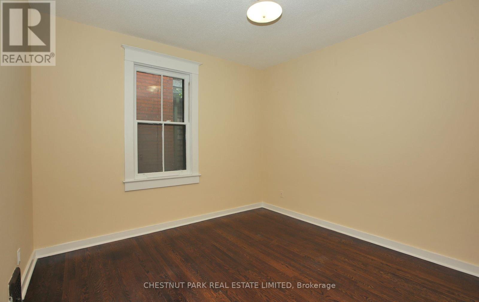 Photo 15 of 151 Marlborough Place, Toronto ON