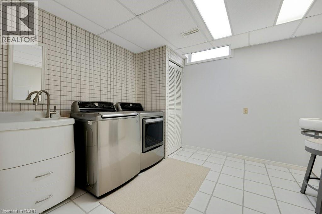 Photo 30 of 15 Quinte Crescent Unit 15, Kitchener ON