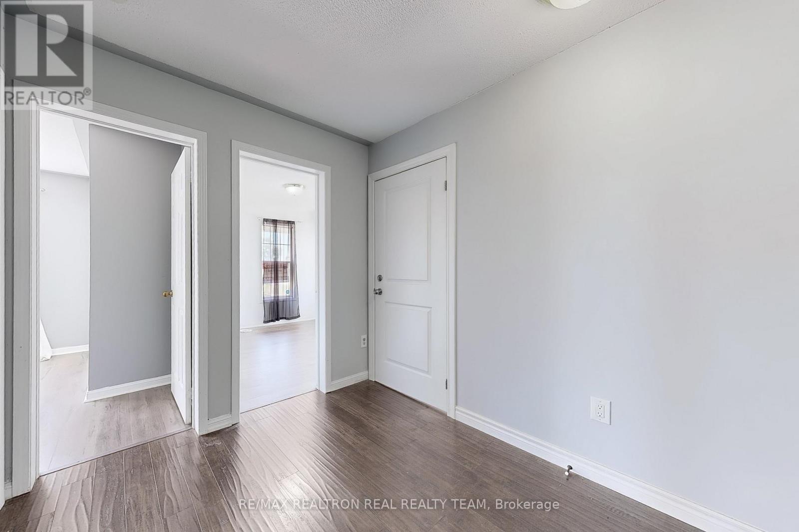 Photo 27 of Unit B 1 8892 Sheppard Avenue E, Toronto ON