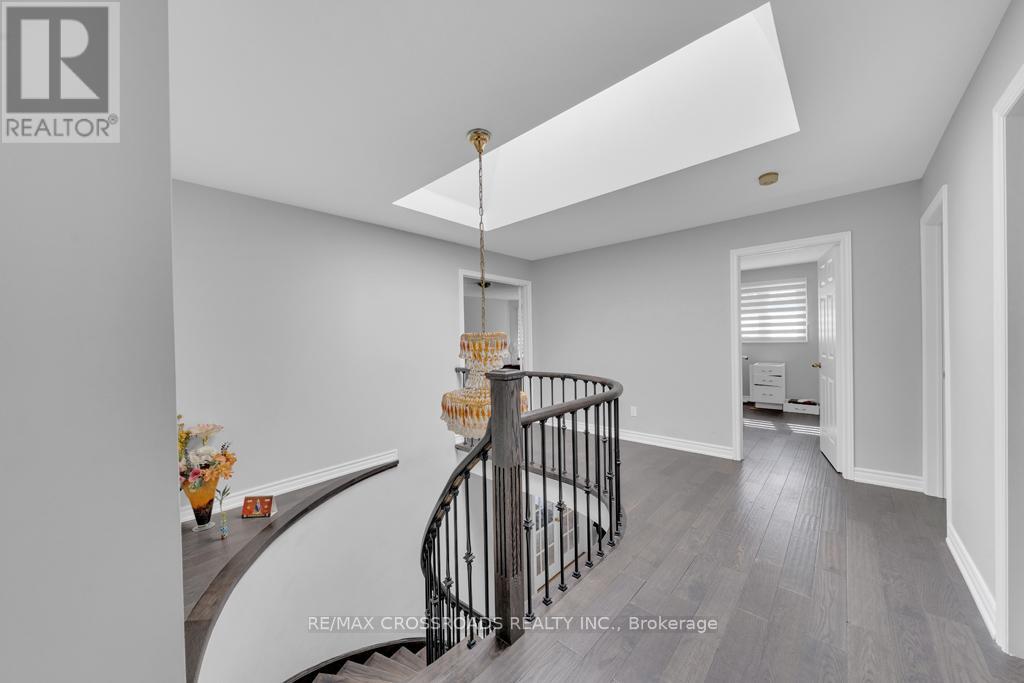 Photo 25 of 15 Leah Crescent, Ajax ON