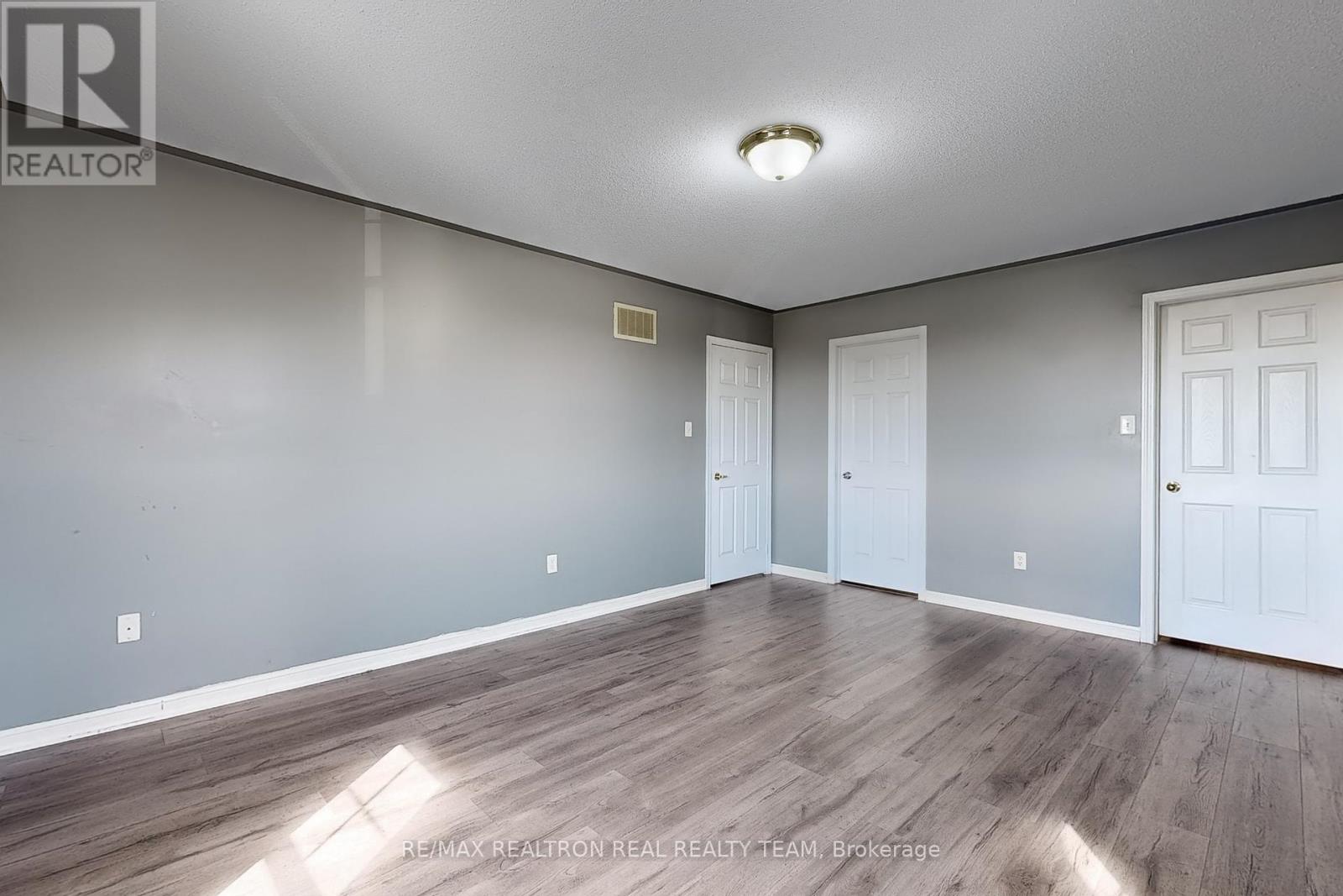 Photo 20 of Unit B 1 8892 Sheppard Avenue E, Toronto ON