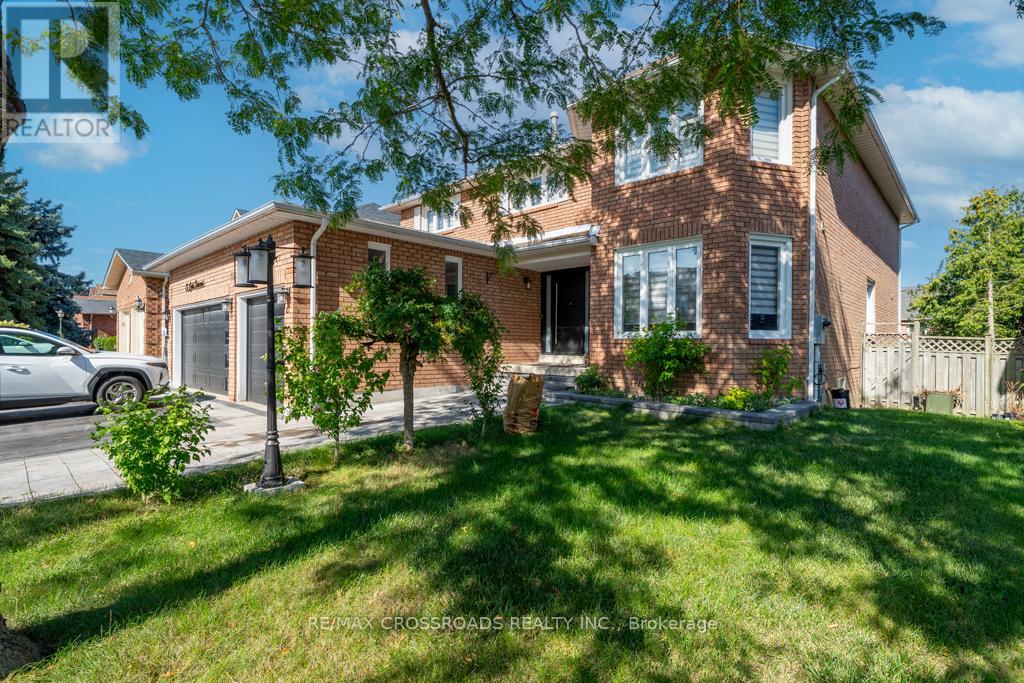 Photo 2 of 15 Leah Crescent, Ajax ON