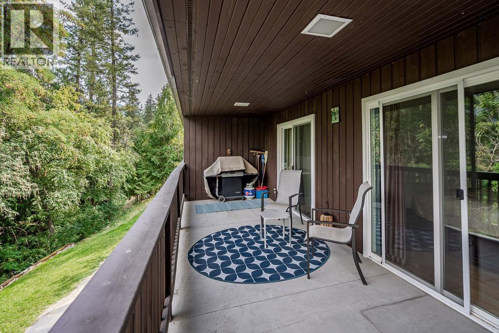 1691 3A Highway Unit# 5, Nelson