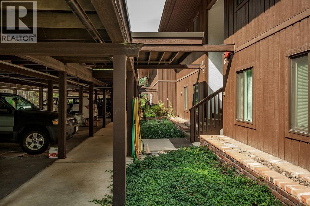 1691 3A Highway Unit# 5, Nelson
