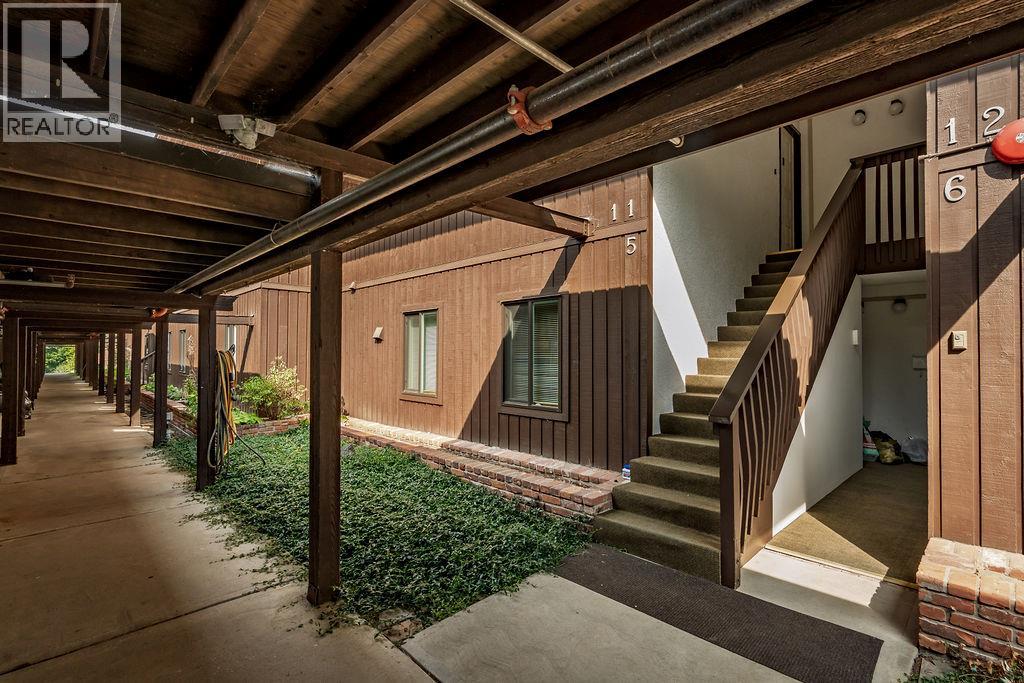 1691 3A Highway Unit# 5, Nelson