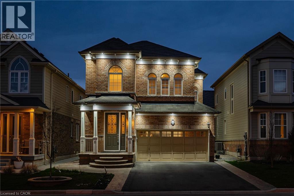 Photo 3 of 32 Babcock Street, Waterdown ON