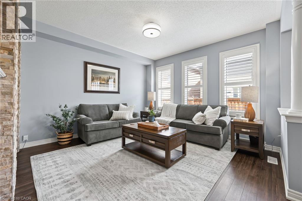 Photo 13 of 32 Babcock Street, Waterdown ON