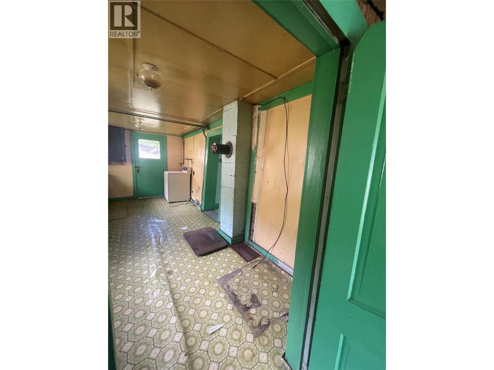 685 RUSSELL Lane, Lillooet