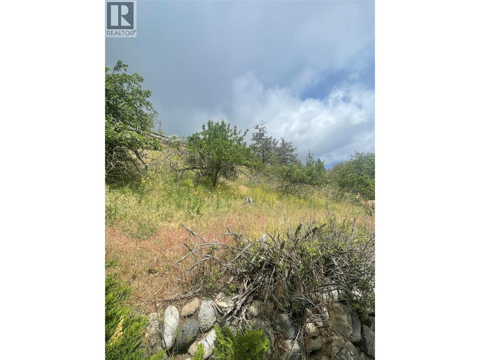 685 RUSSELL Lane, Lillooet