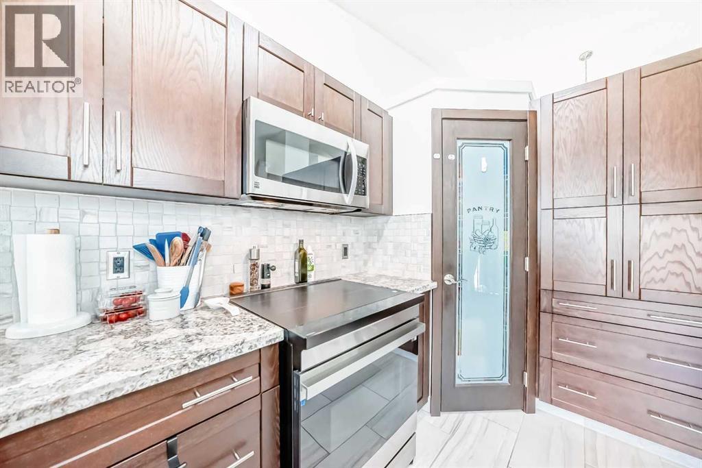 Photo 10 of 60 Sunlake Road Se, Calgary AB